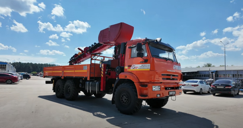 Бурильно крановая установка Taurus 087A на шасси Kamaz 43118